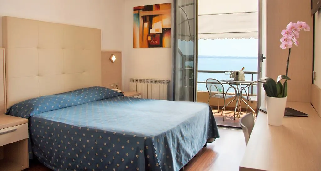 Hotel Ca' Serena Sirmione