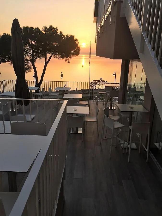 סירמיונה Hotel Ca' Serena איטליה