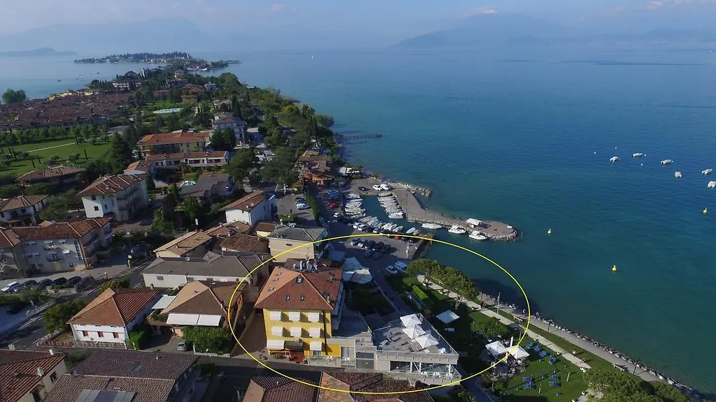 Hotel Ca' Serena Sirmione